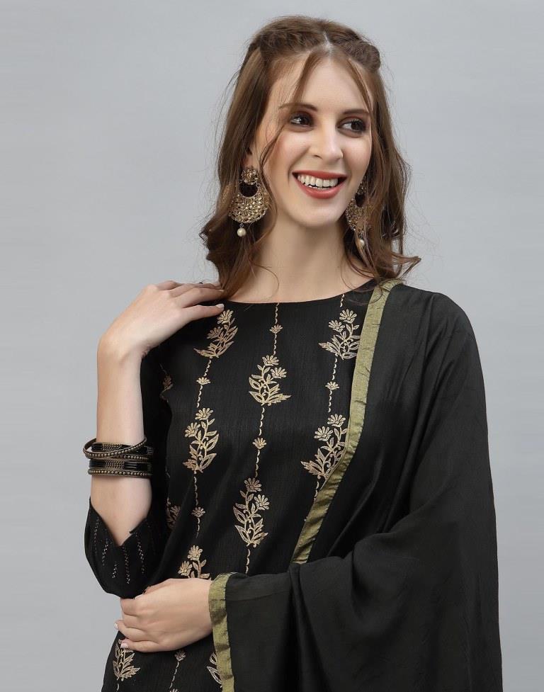 Black Kurti with Pant And Dupatta