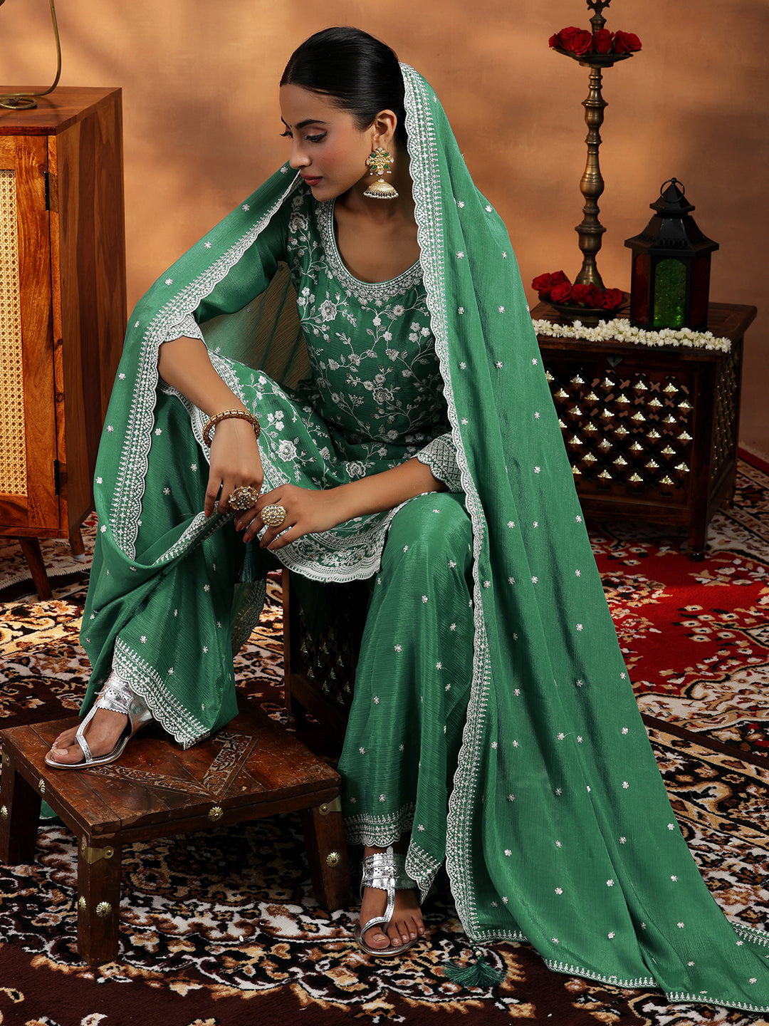 Green Embroidered Silk Blend Straight Suit With Dupatta