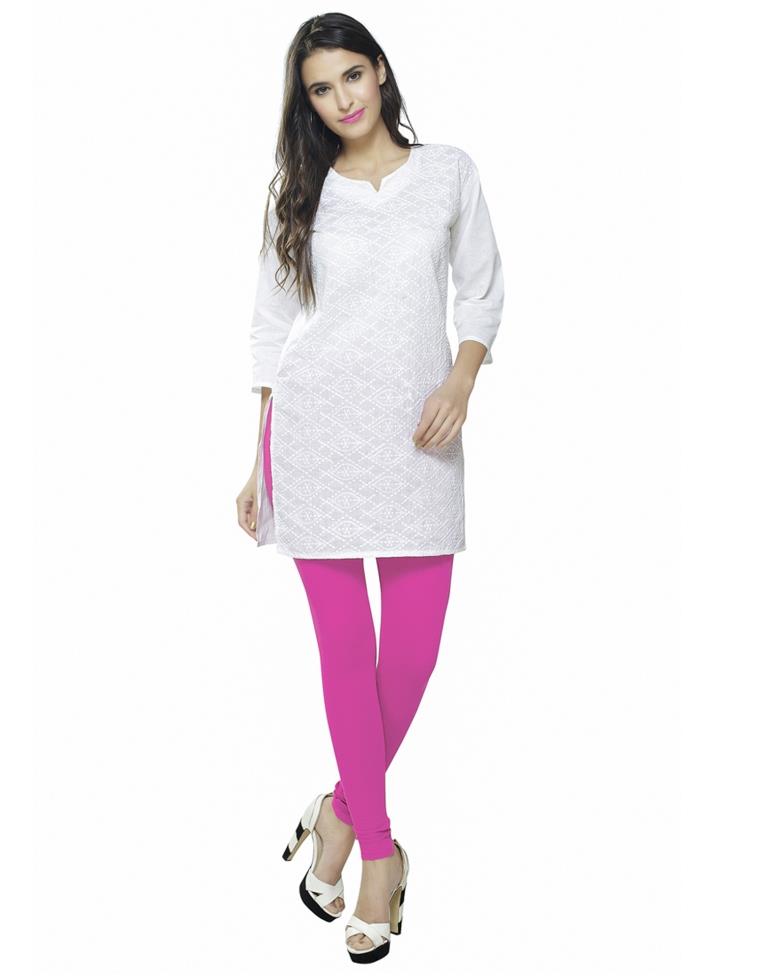 Astounding Pink Coloured Plain Cotton Leggings