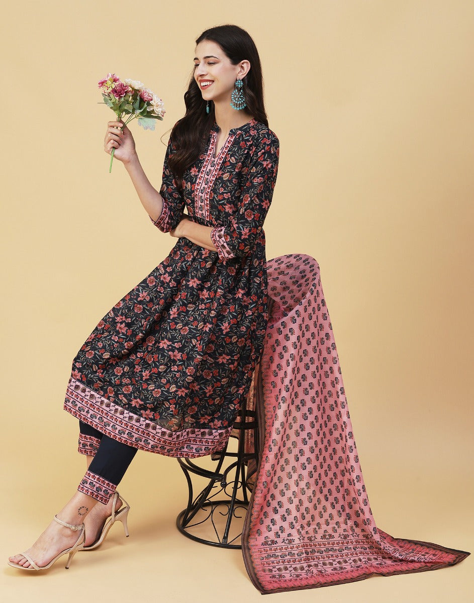 Black Floral Kurti With Pant And Dupatta