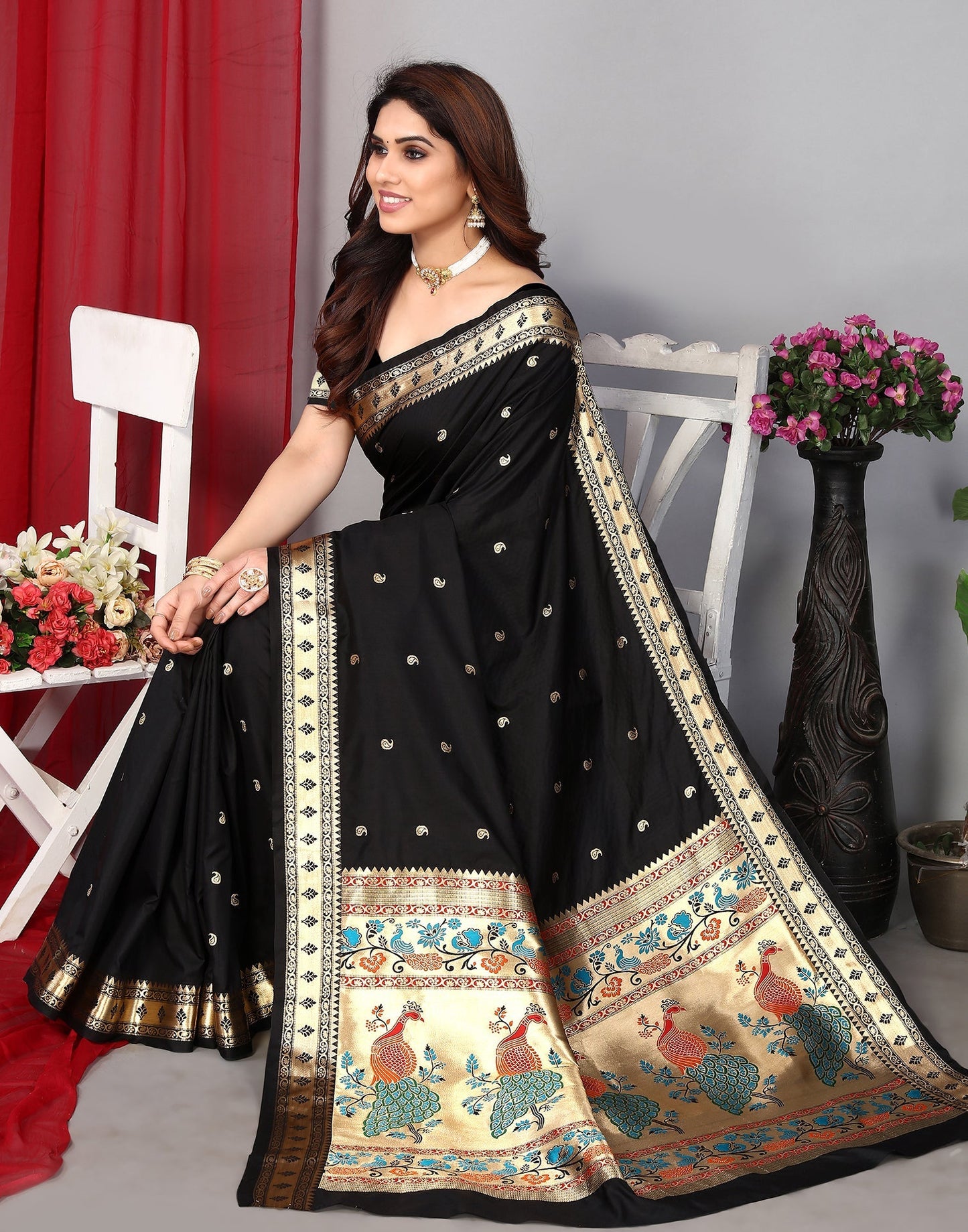 Black Paithani Silk Saree With Zari Weaving Work