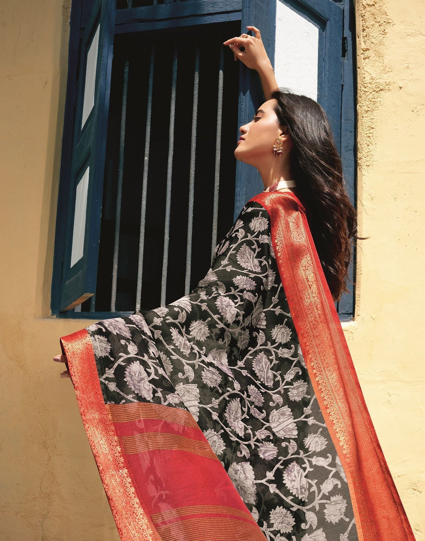 Black Cotton Printed Saree