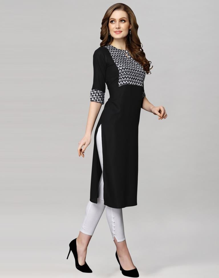 Black Coloured Rayon Printed Kurti With Pant