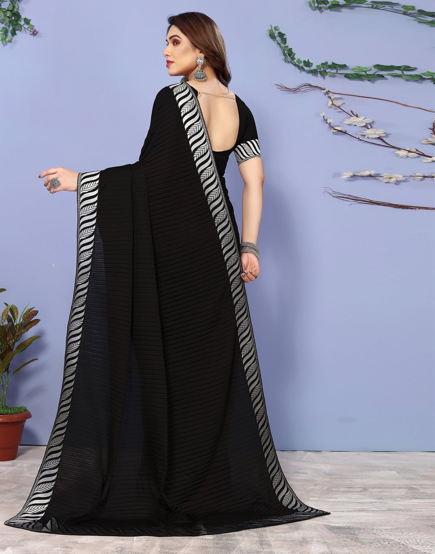 Black Lycra Plain Saree