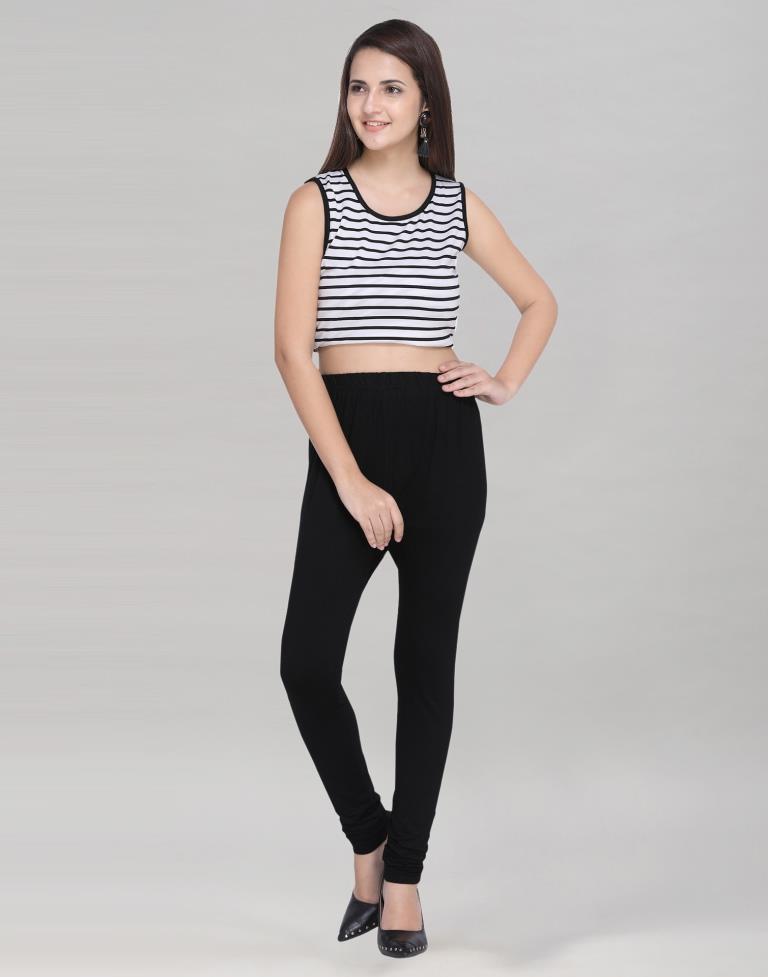 Contemporary Black Coloured Plain Cotton Leggings