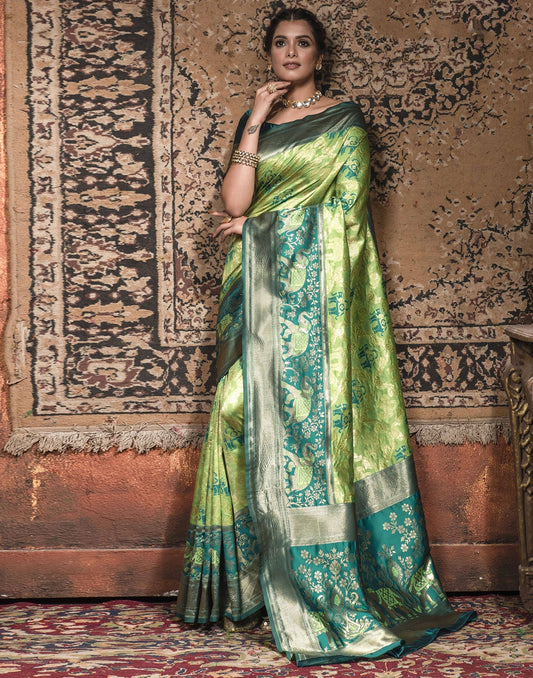 Parrot Green Weaving Silk Banarasi Saree