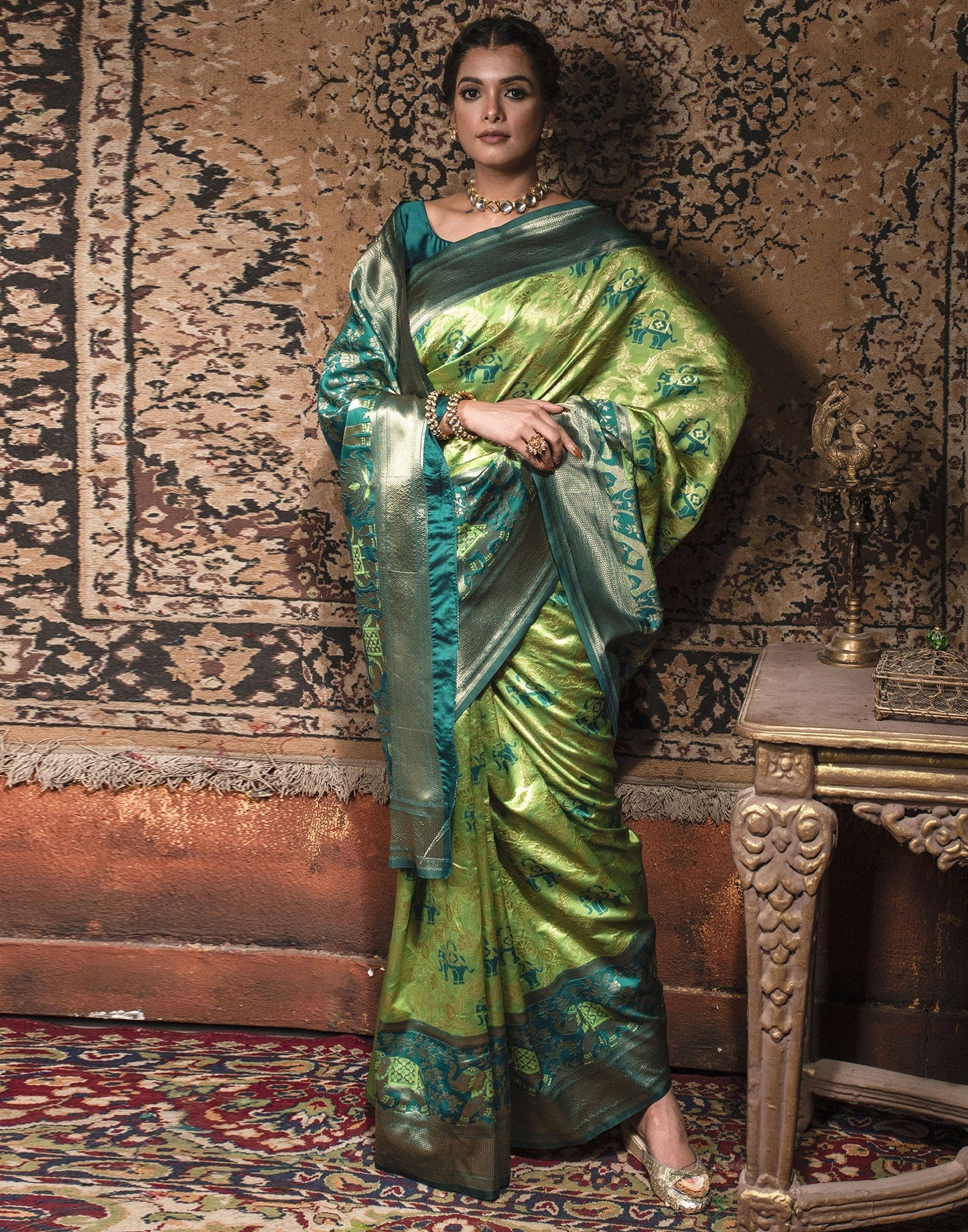 Parrot Green Weaving Silk Banarasi Saree