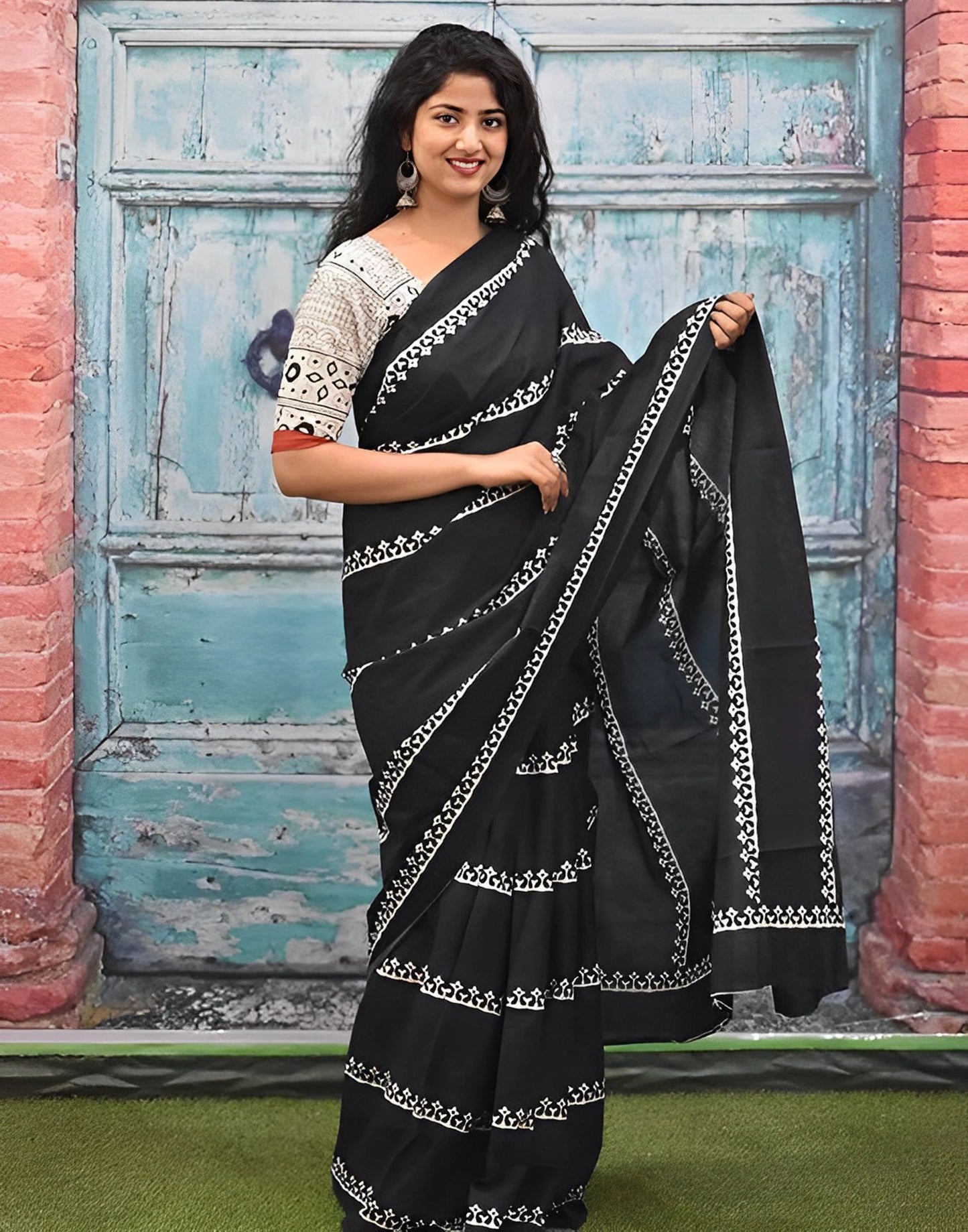 Black Printed Cotton Saree