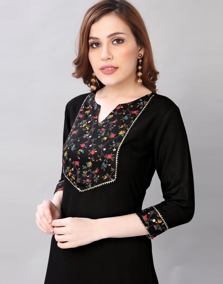 Black Coloured Rayon Printed Kurti With Palazzo