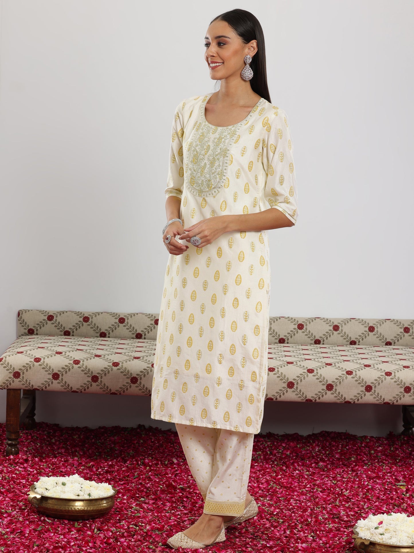 Off White Printed Silk Blend Straight Suit With Dupatta