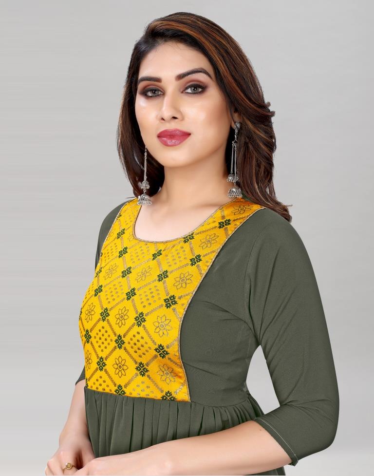 Olive Green Coloured Crepe Plain Kurti