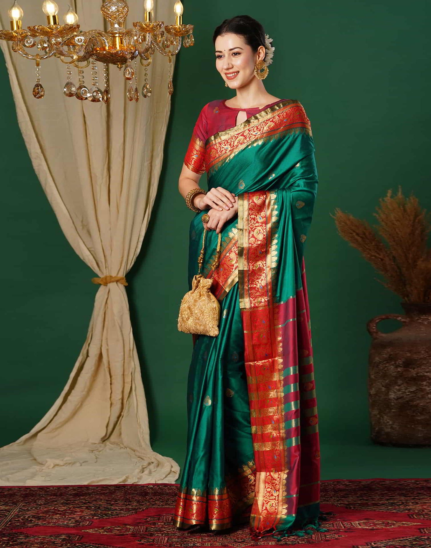 Green Kanjivaram Silk Woven Saree