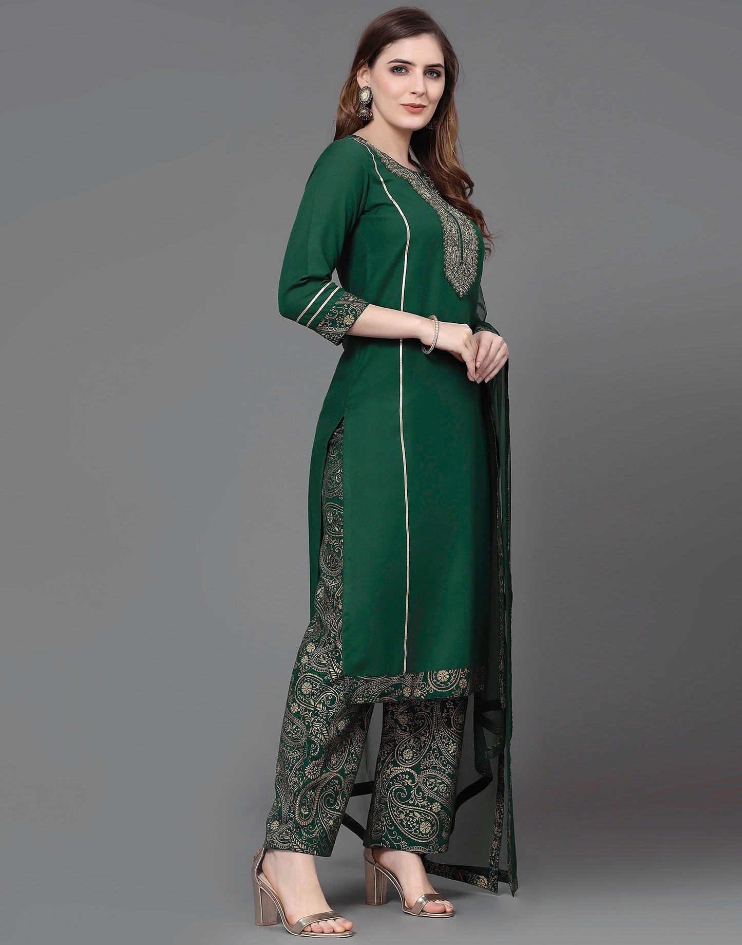 Green Embroidery Kurti With Pant And Dupatta