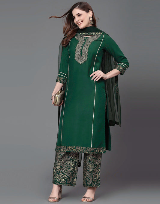 Green Embroidery Kurti With Pant And Dupatta