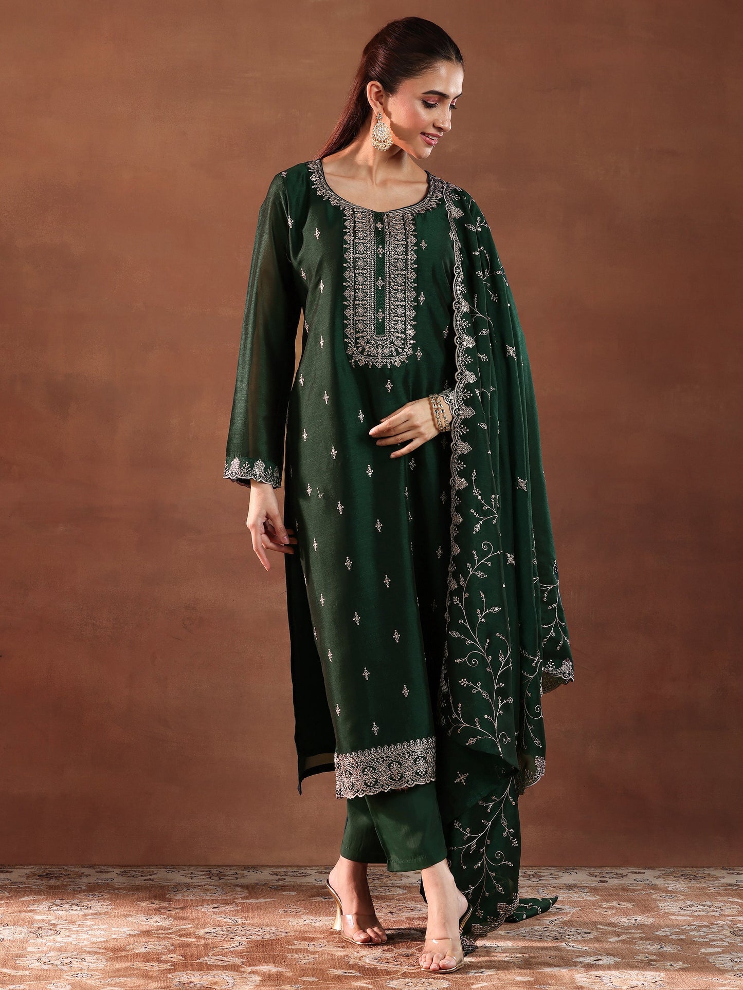 Green Embroidered Silk Blend Straight Suit With Dupatta