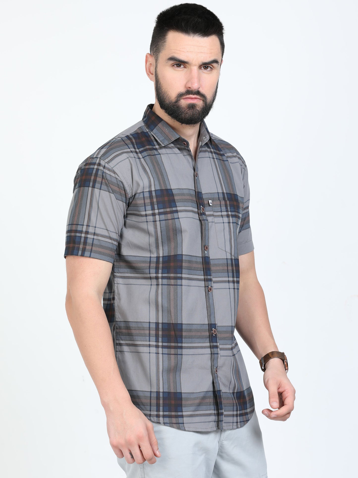 Broadchecks Grey Cotton Blend Checks Half Sleeve Shirt For Men