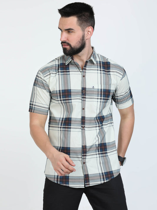 Broadchecks Green Cotton Blend Checks Half Sleeve Shirt For Men