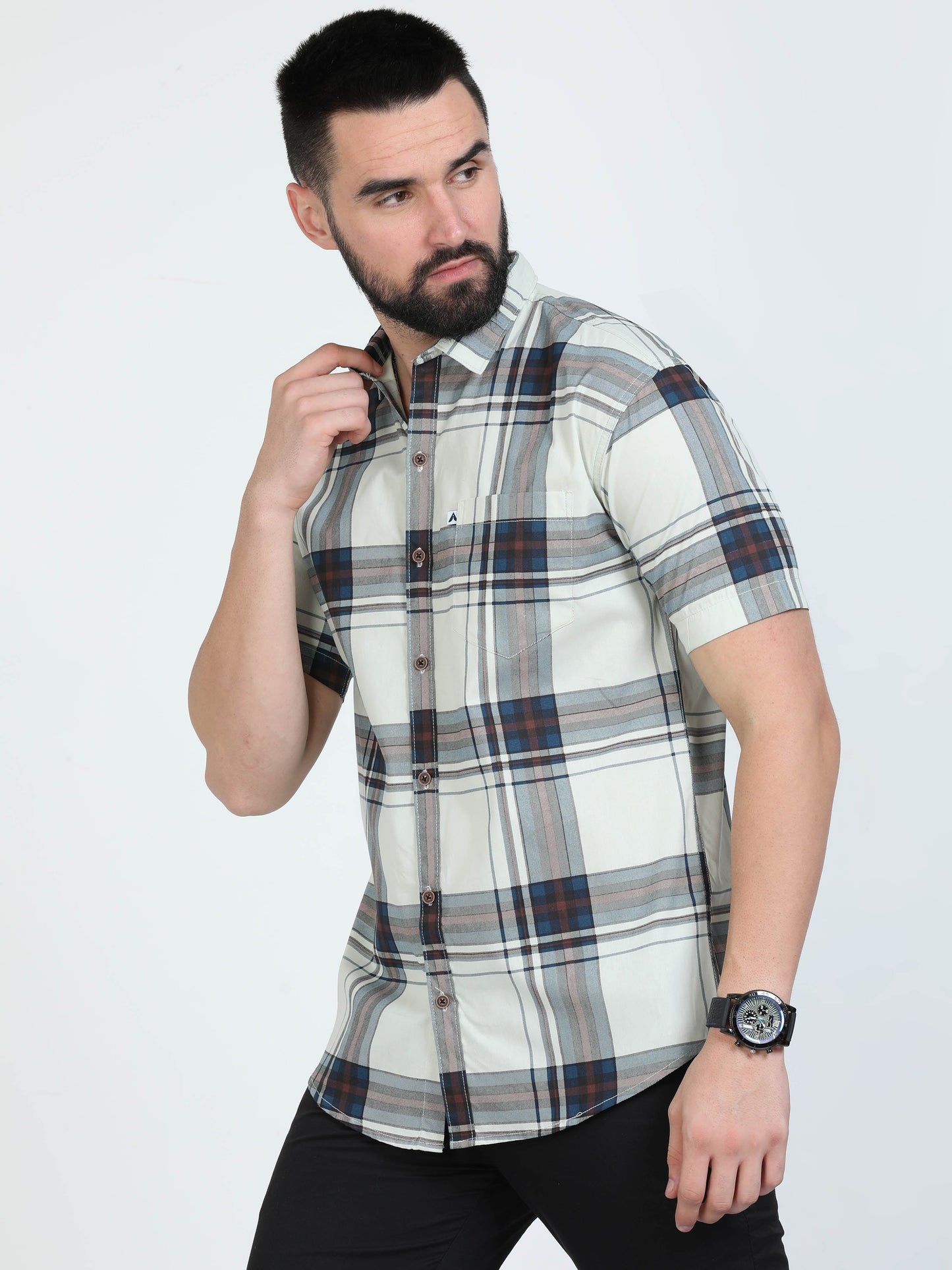 Broadchecks Green Cotton Blend Checks Half Sleeve Shirt For Men