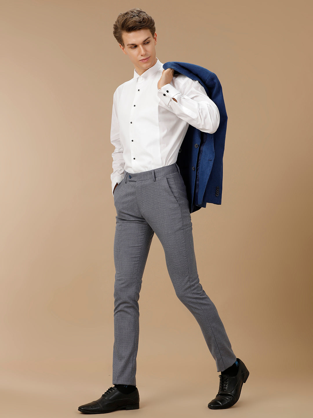 Aldeno Men Solid Formal White Shirt (WALSA)