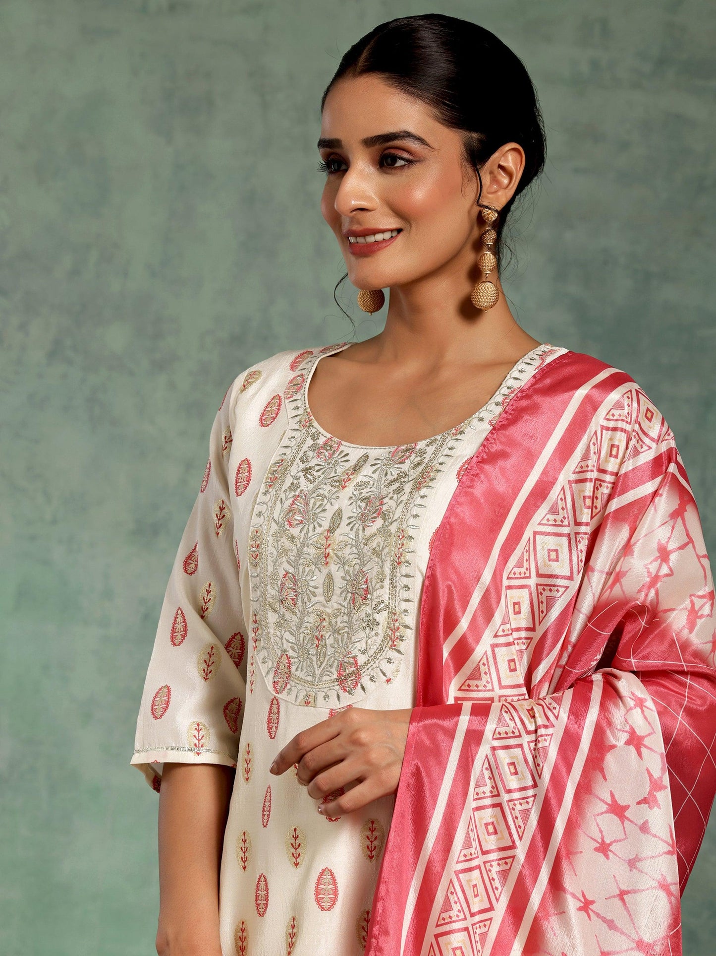 Off White Printed Silk Blend Straight Suit With Dupatta