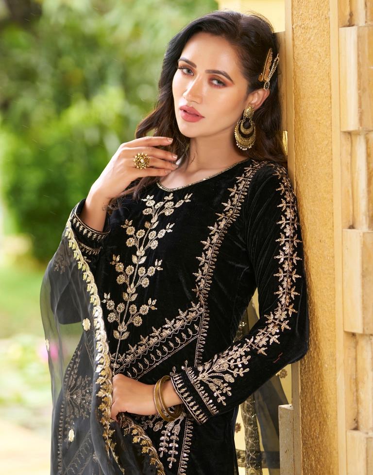 Black Embroidery Velvet Straight Kurta With Pant And Dupatta