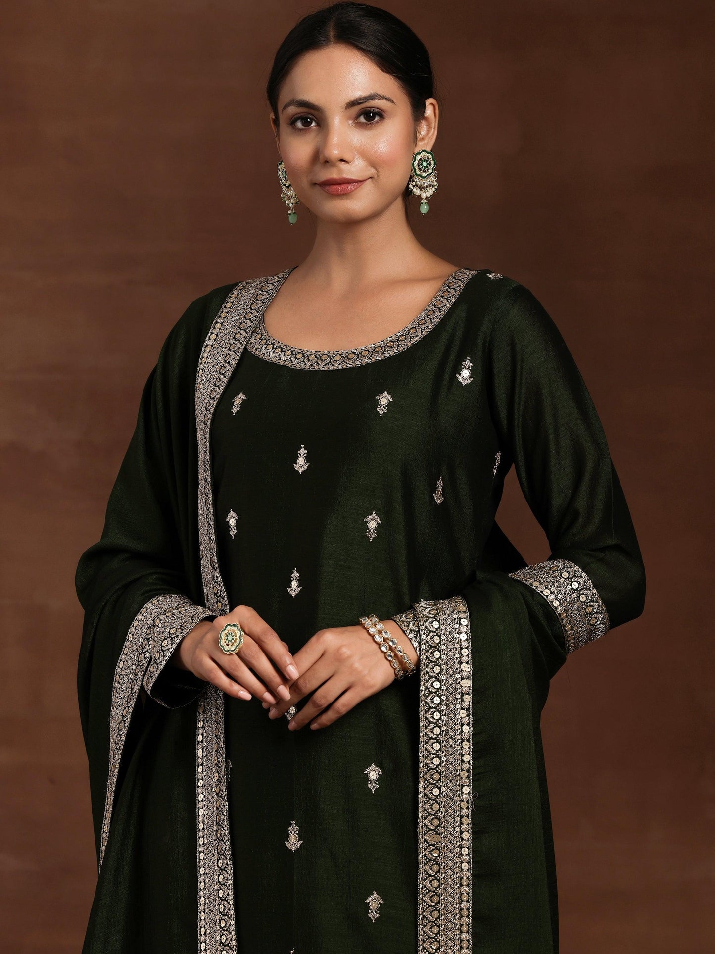 Green Embroidered Silk Blend Straight Suit With Dupatta