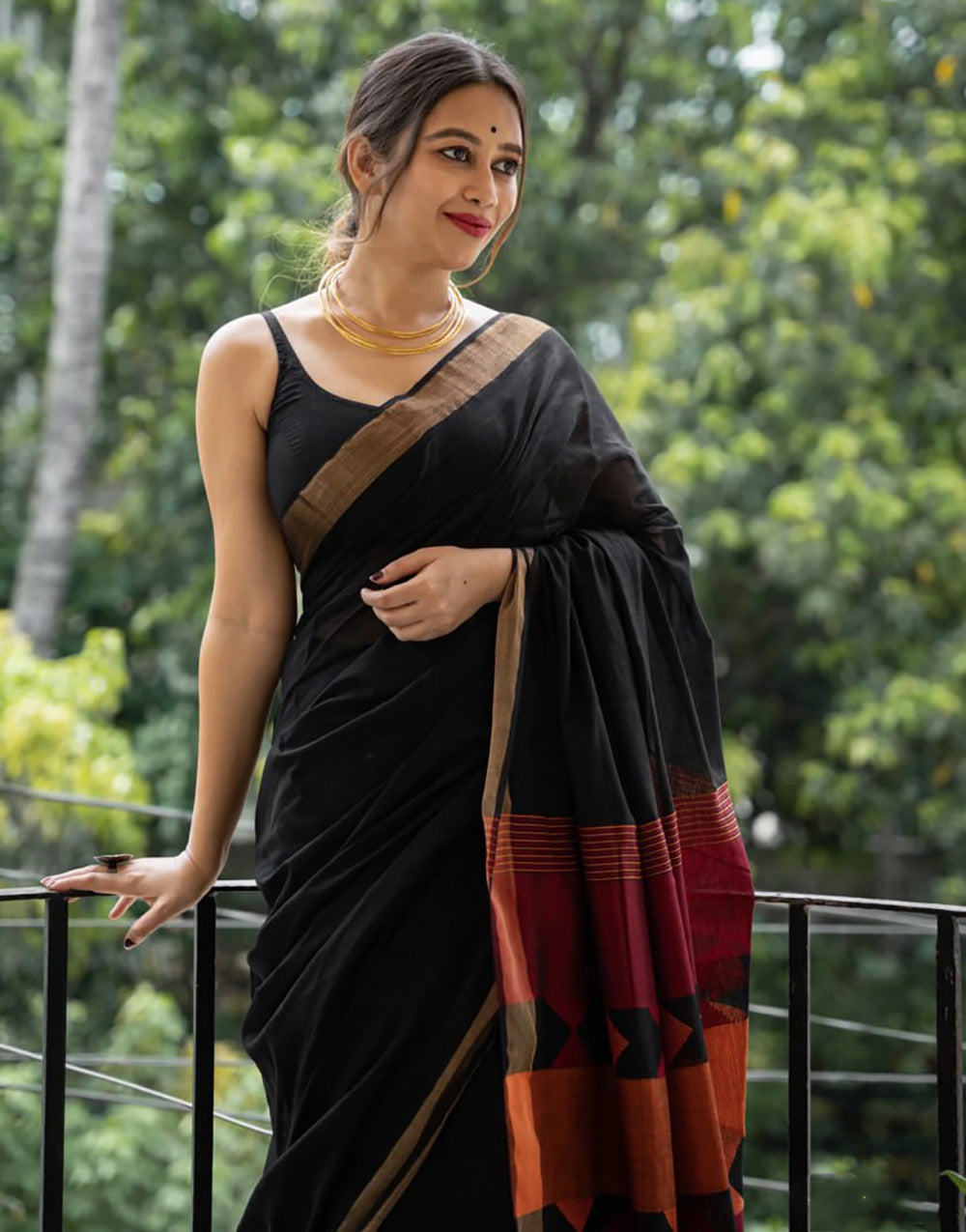 Black Cotton Saree With Weaving Work