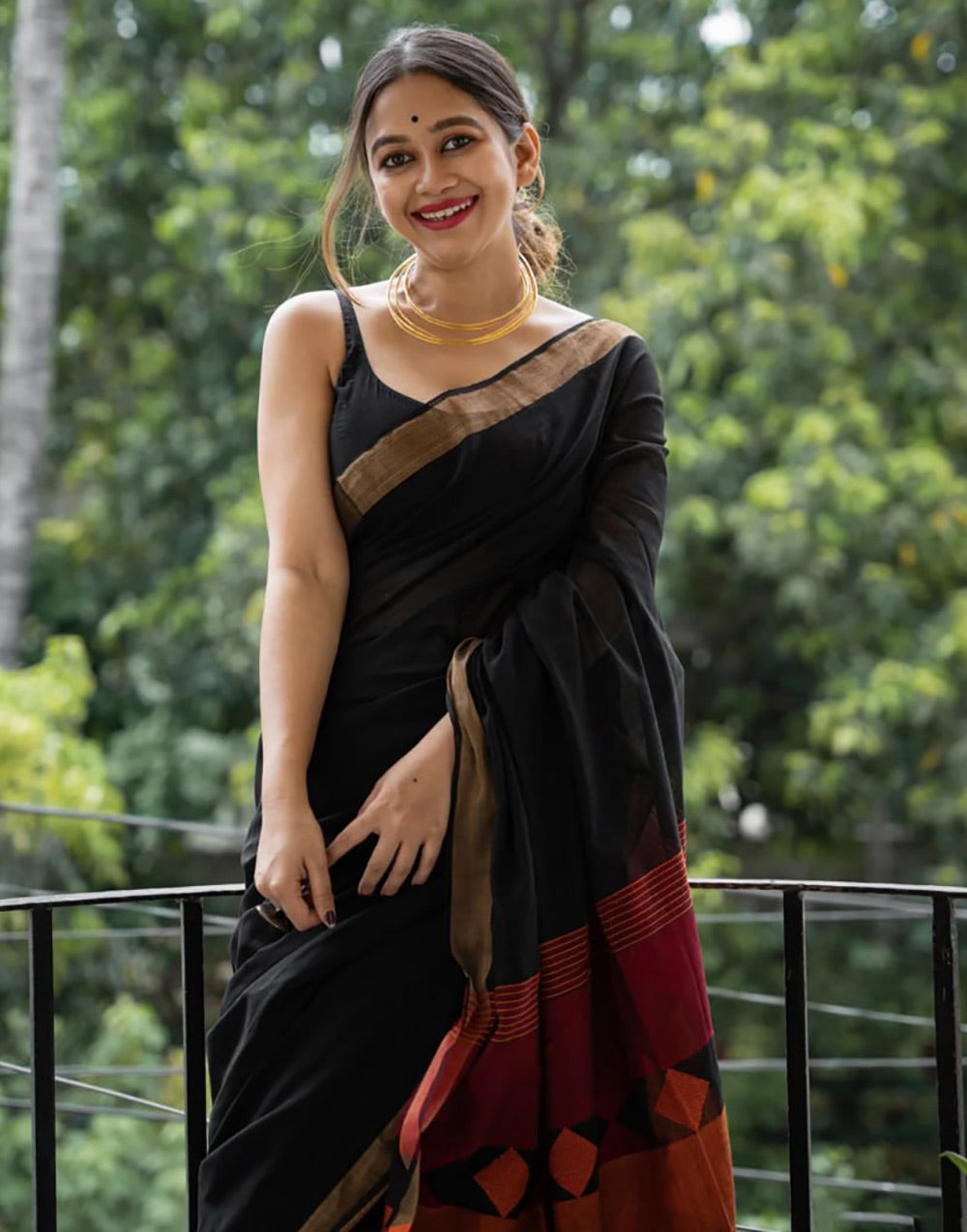 Black Cotton Saree With Weaving Work