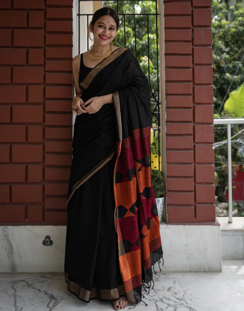 Black Cotton Saree With Weaving Work