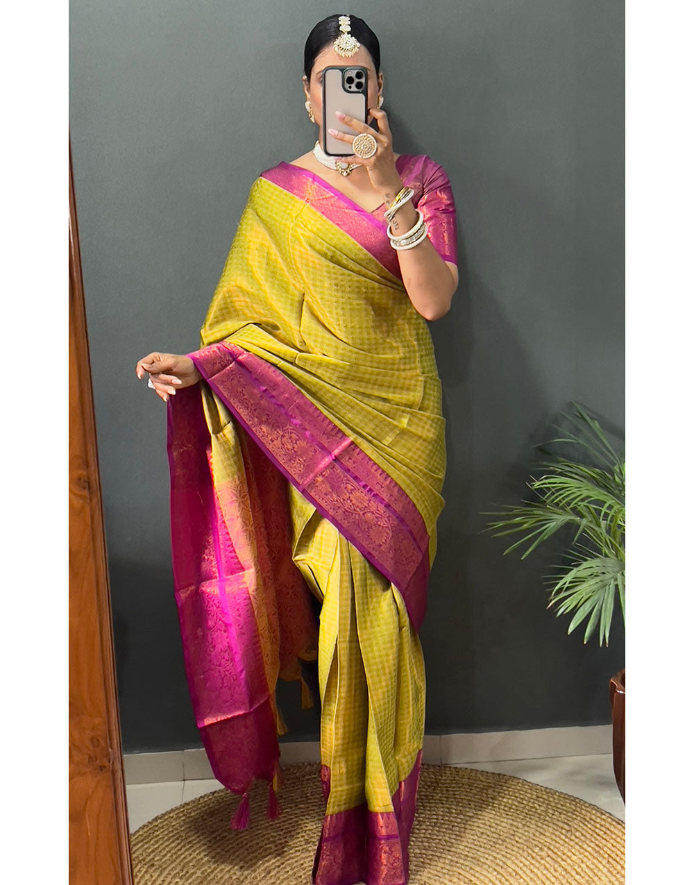 Lime Green & Pink Banarasi Silk Saree With Weaving Work