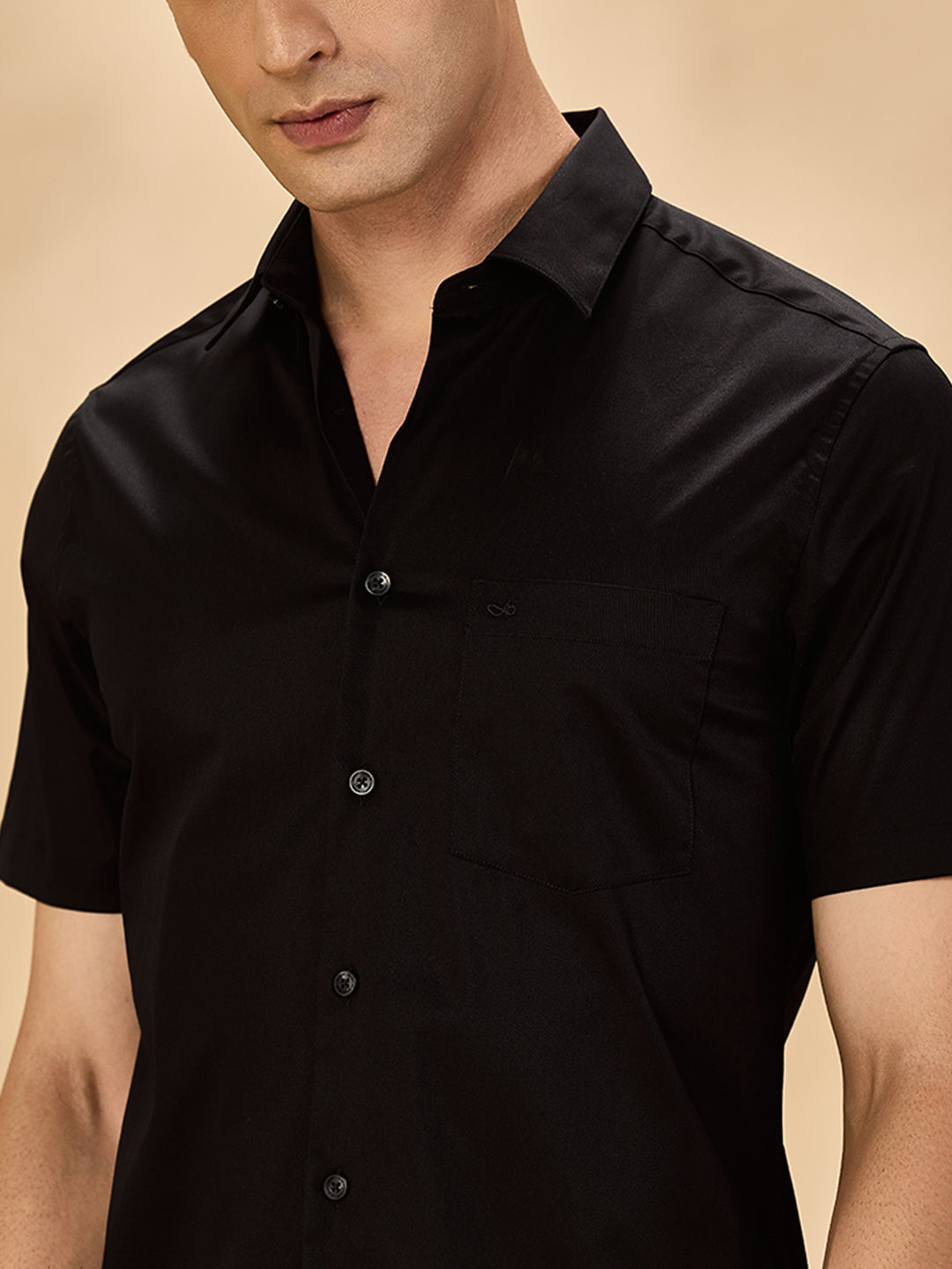 Aldeno Men Solid Formal Black Shirt (SABOK)