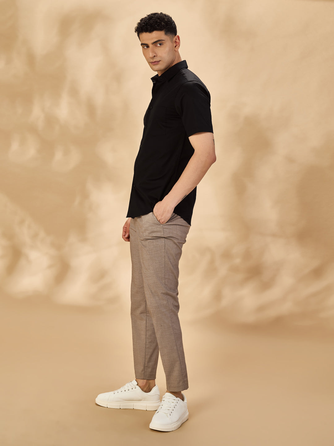 Aldeno Men Solid Formal Black Shirt (SABOK)