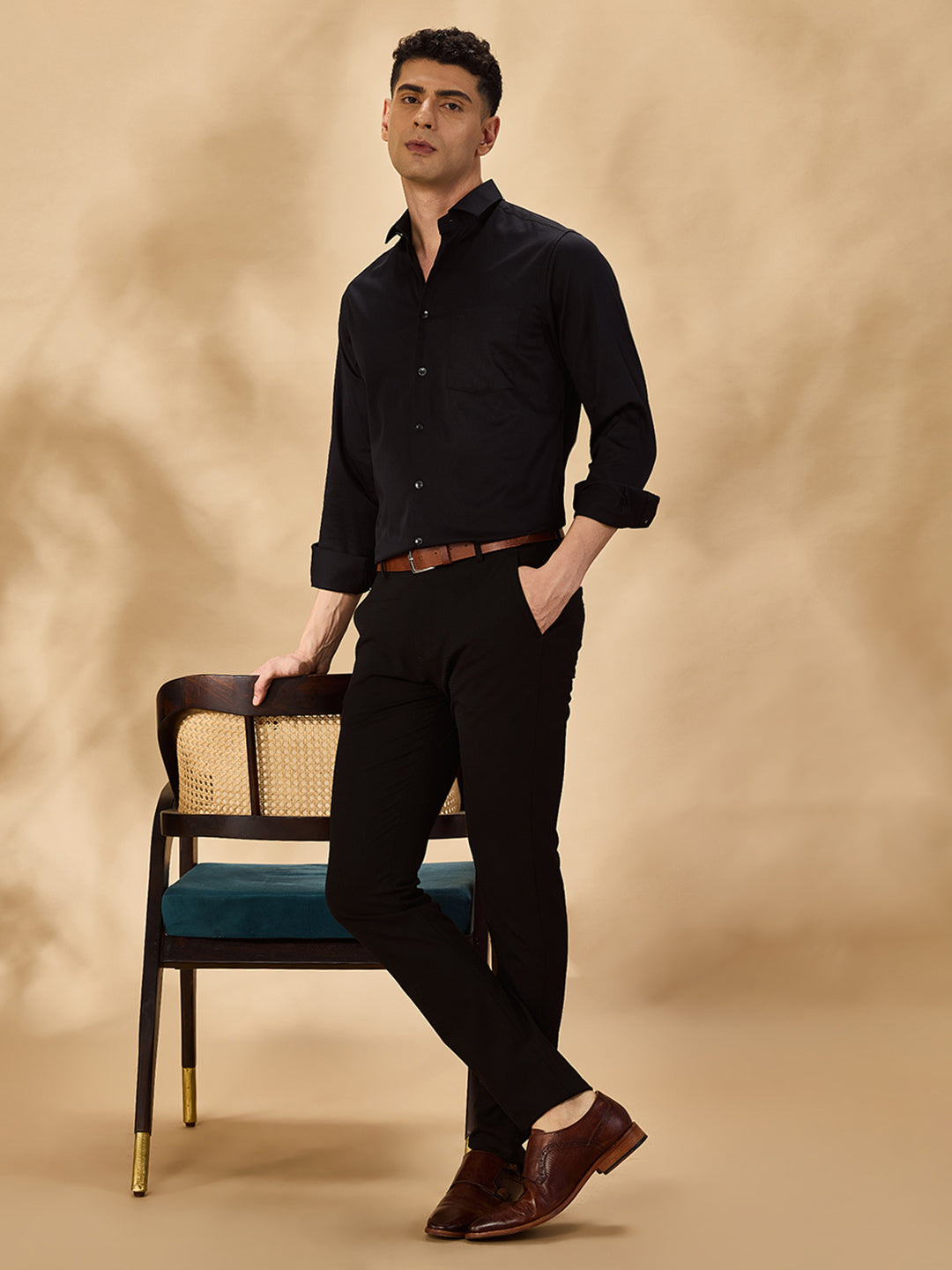 Aldeno Men Solid Formal Black Shirt (SABOF)