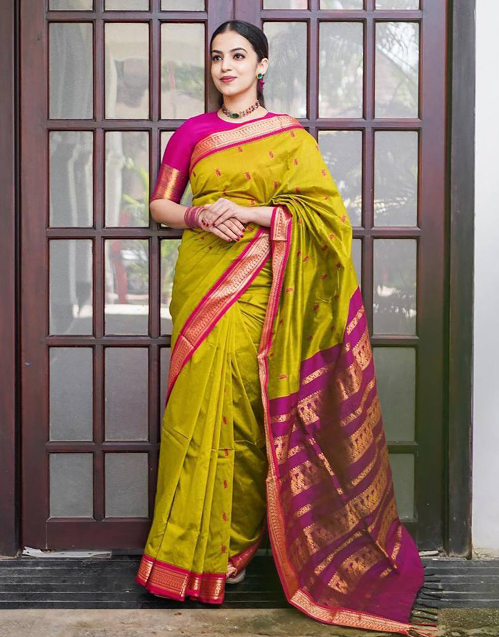 Parrot Green Banarasi Silk Saree With Zari Weaving Work