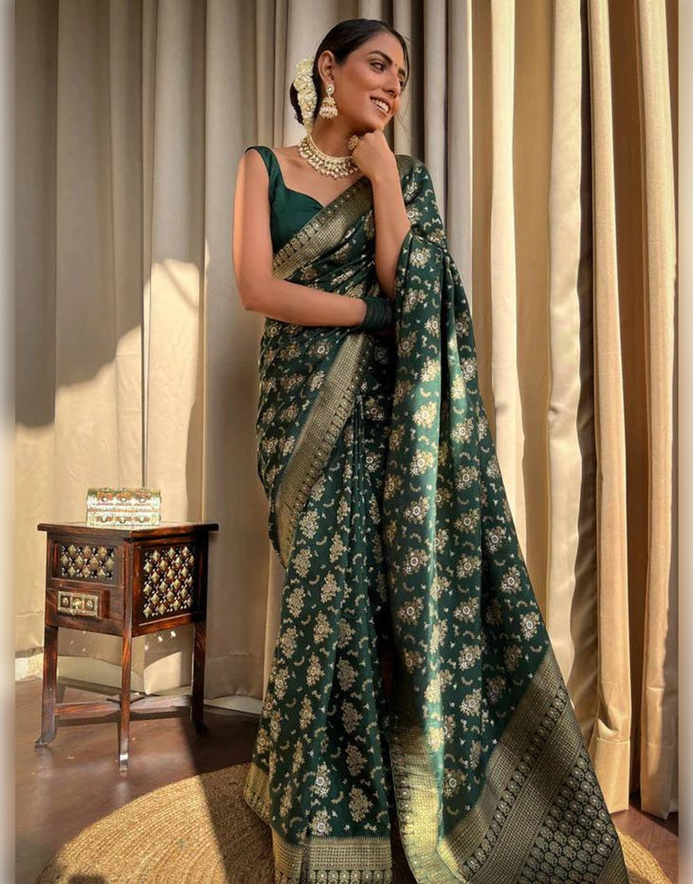 Green Banarasi Soft Silk Saree With Zari Weaving Work