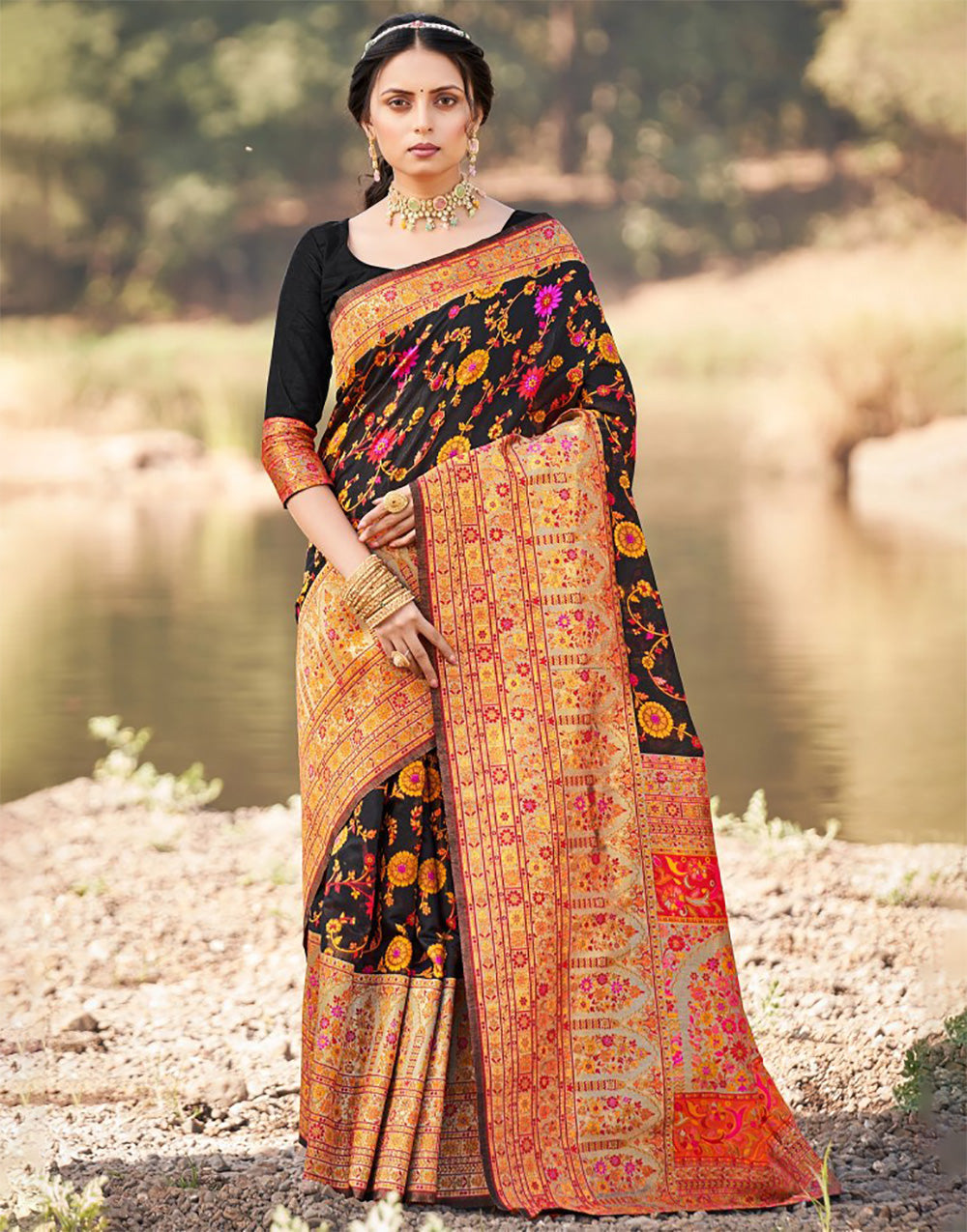 Black Kashmiri Silk Saree With Weaving Work