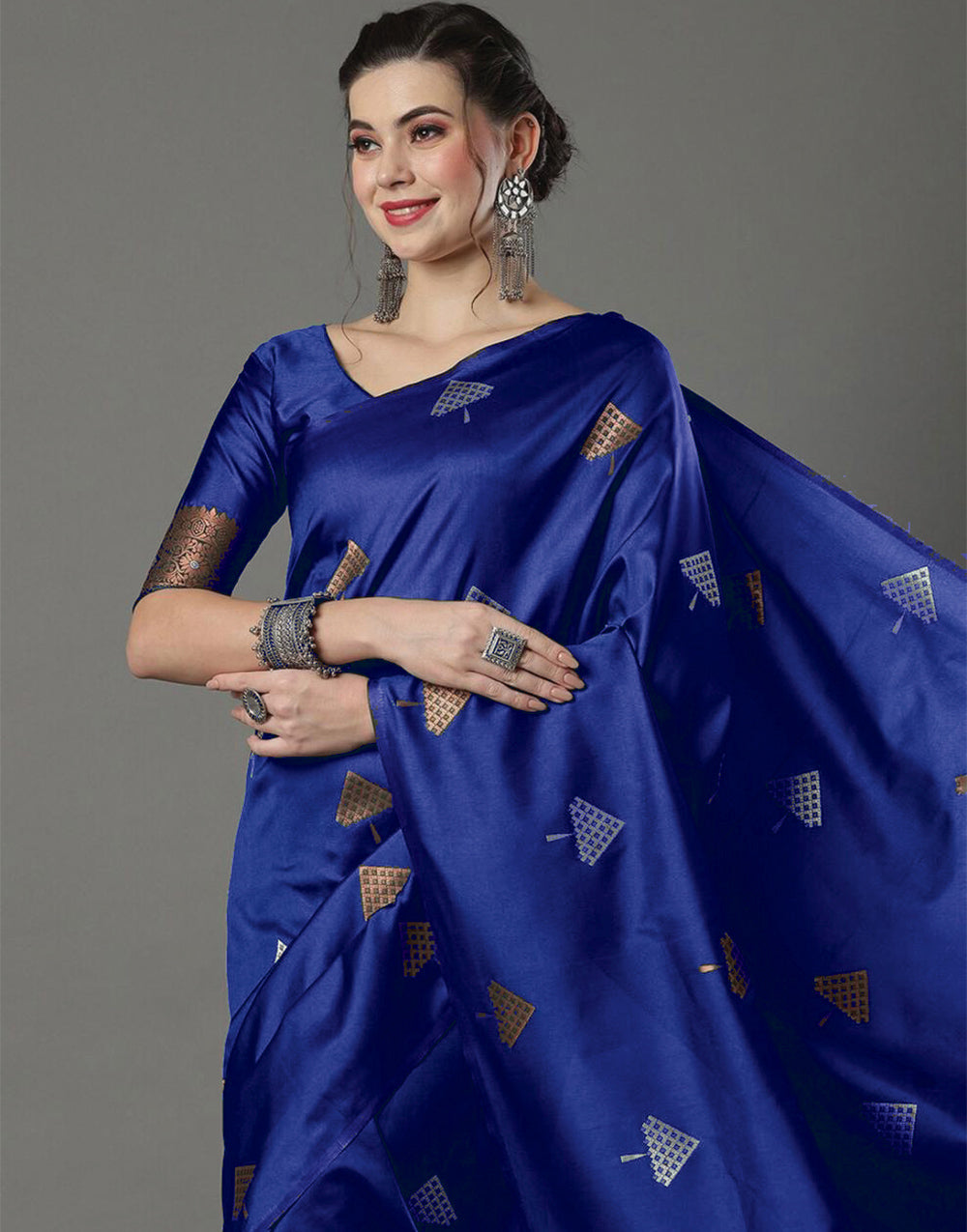 Blue Banarasi Silk Saree With Weaving Work