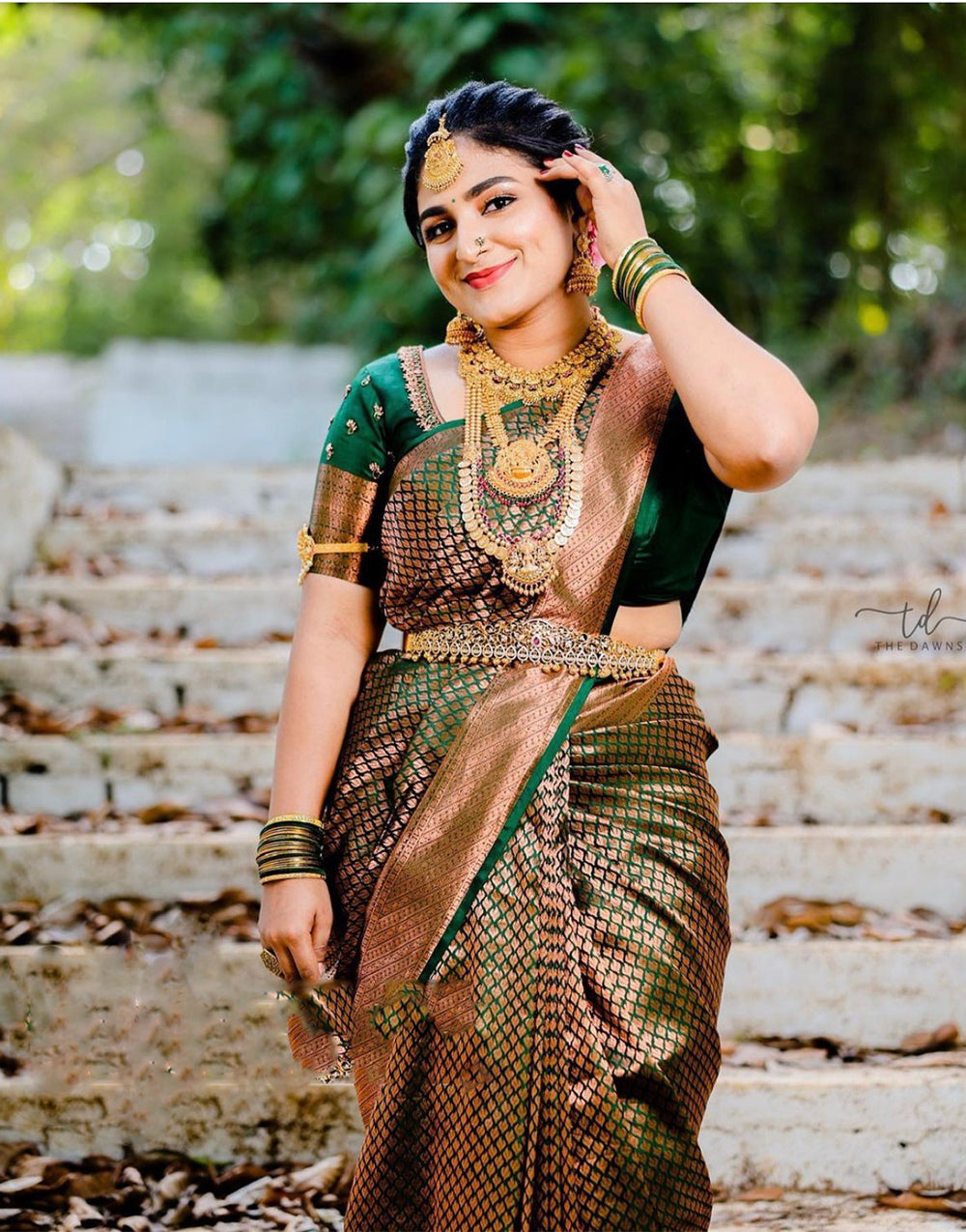 Dark Green Banarasi Silk Saree With Zari Weaving Work