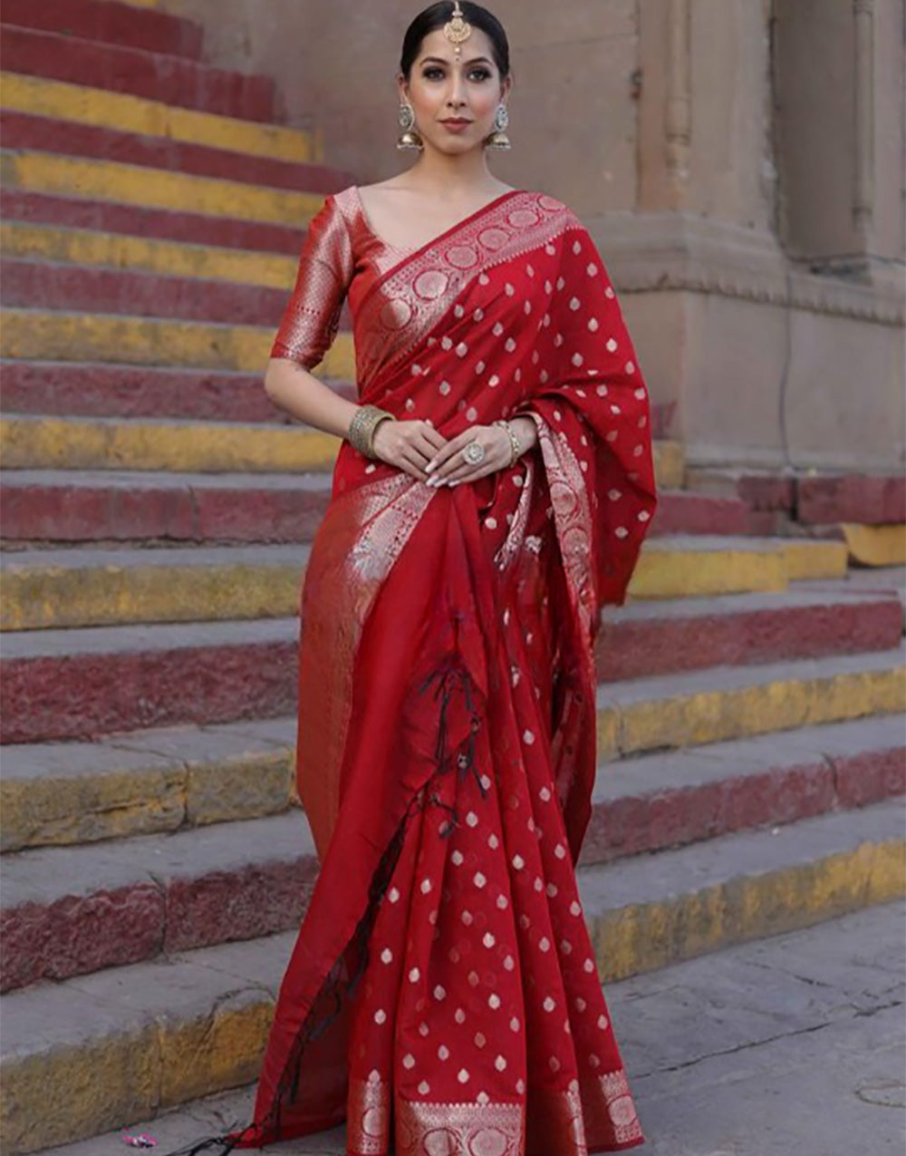 Dark Red Banarasi Silk Saree With Zari Weaving Work