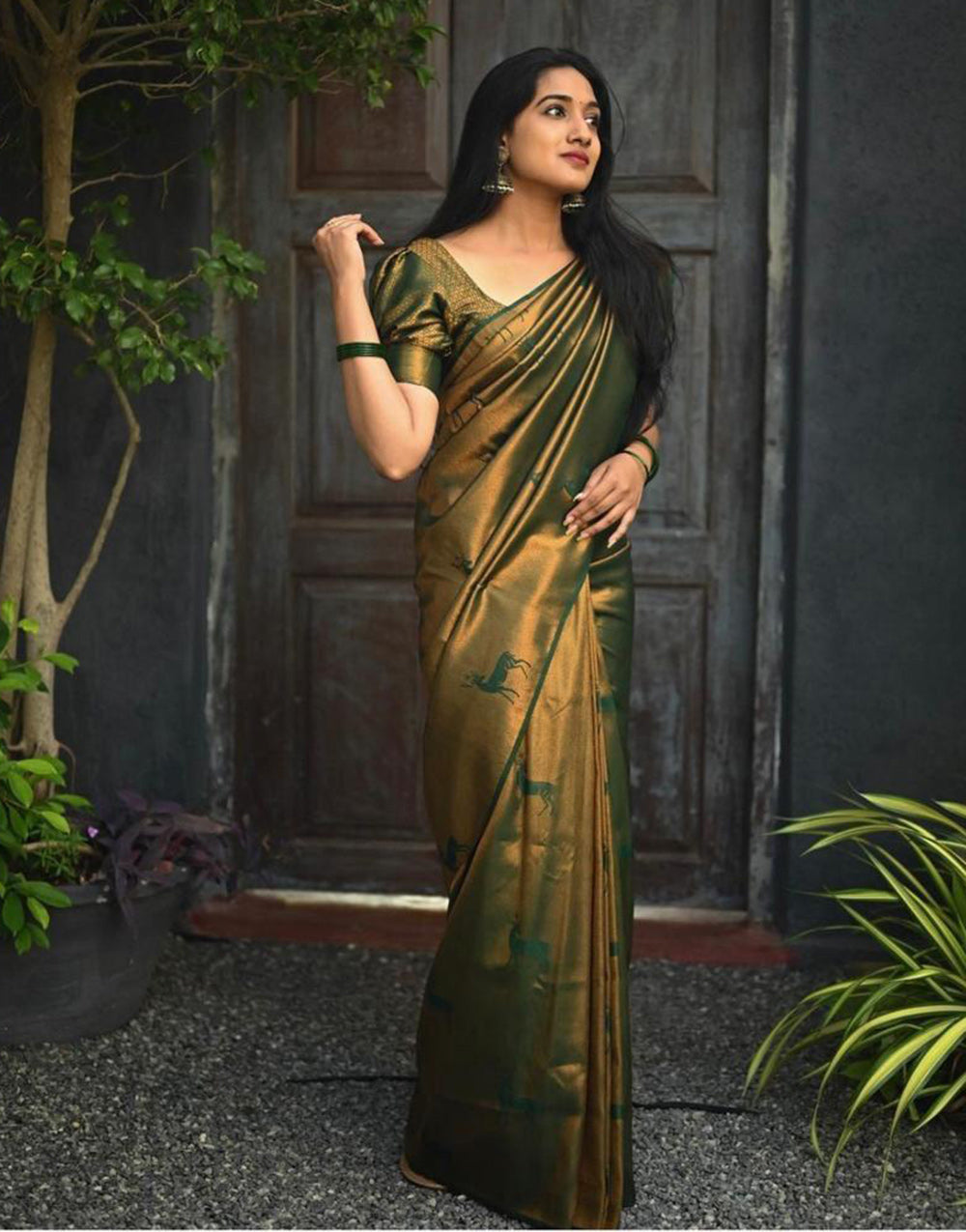 Green Banarasi Silk Saree With Zari Weaving Work