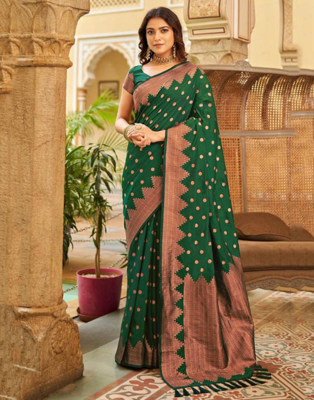 Green Banarasi Silk Saree With Zari Weaving Work