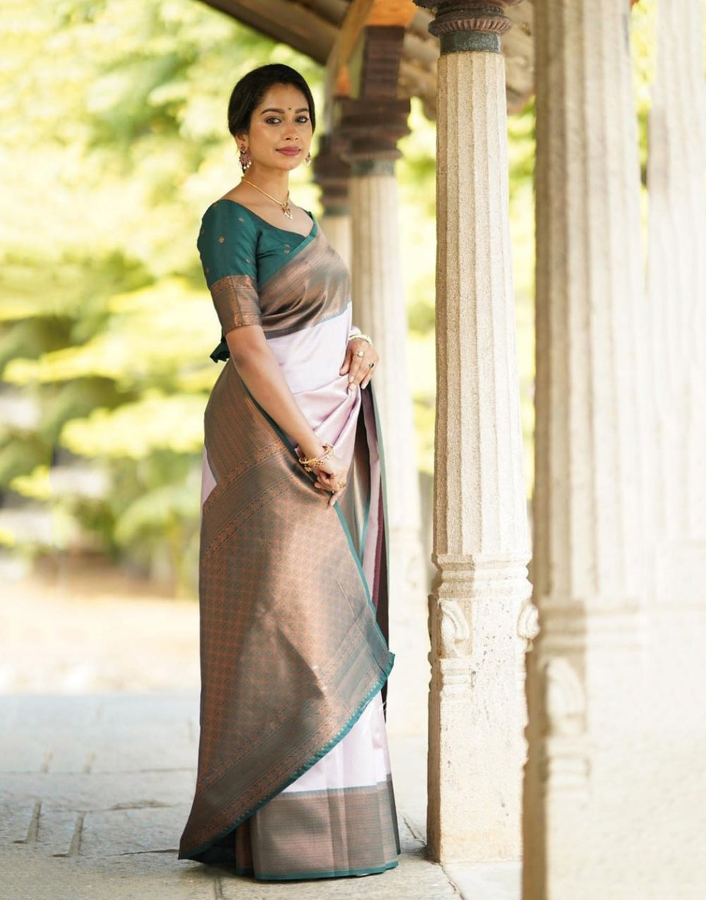 Light Pink Banarasi Silk Saree With Zari Weaving Work