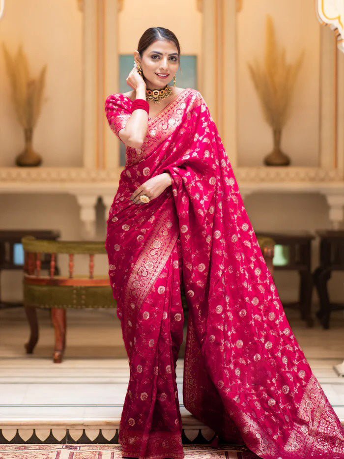 Adoring Dark Pink Soft Silk Saree With Gratifying Blouse Piece