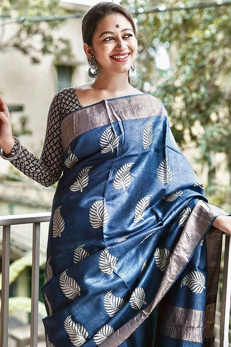 Beautiful Navy Blue Linen Silk Saree With Adorning Blouse Piece