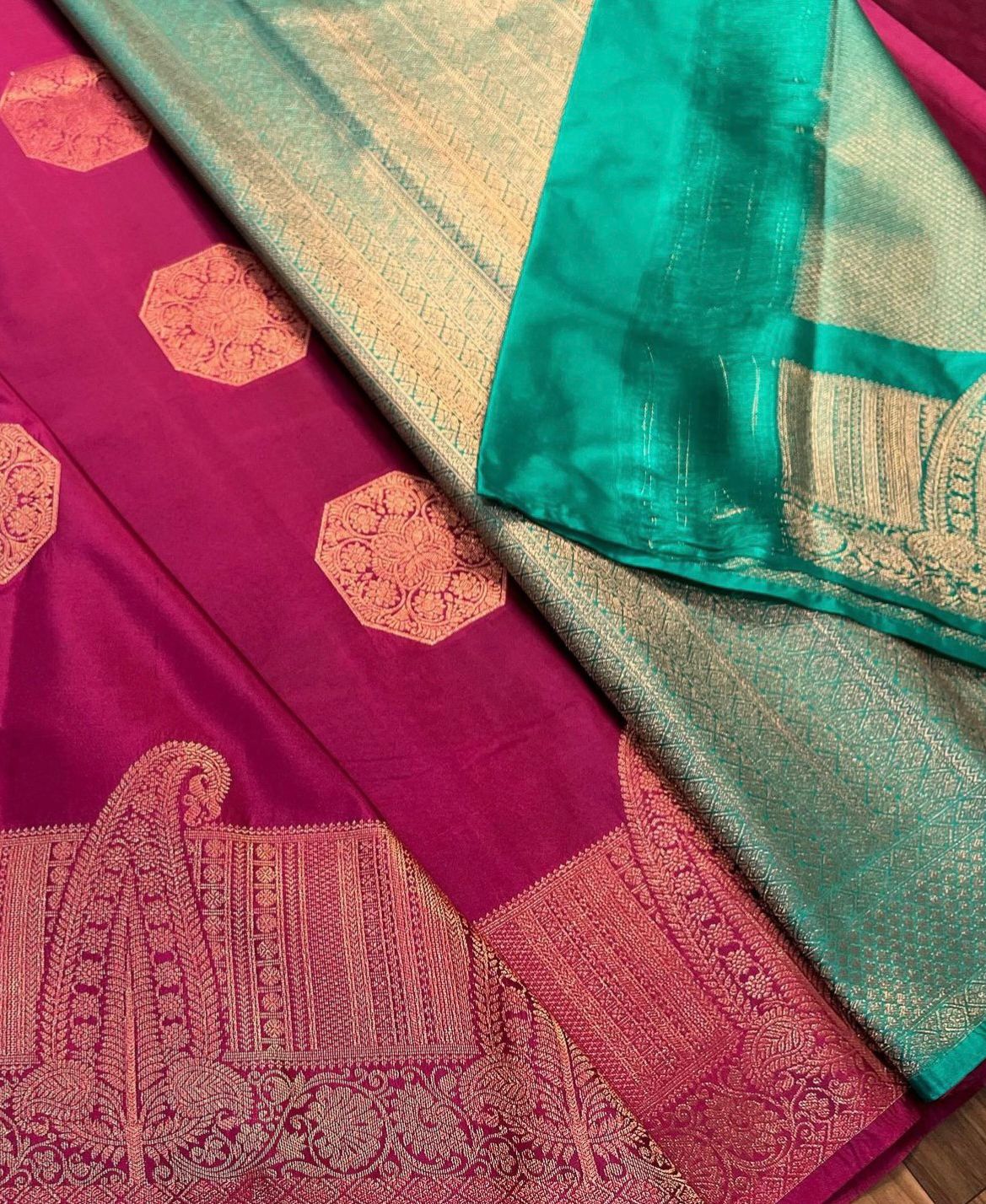 Extraordinary Dark Pink Soft Silk Saree With Lovely Blouse Piece