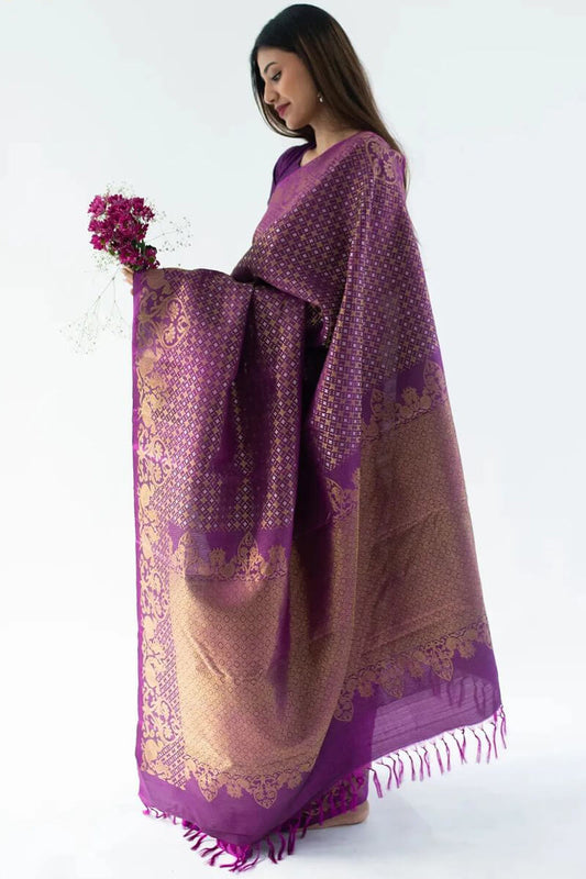 Adoring Purple Soft Silk Saree With Ideal Blouse Piece