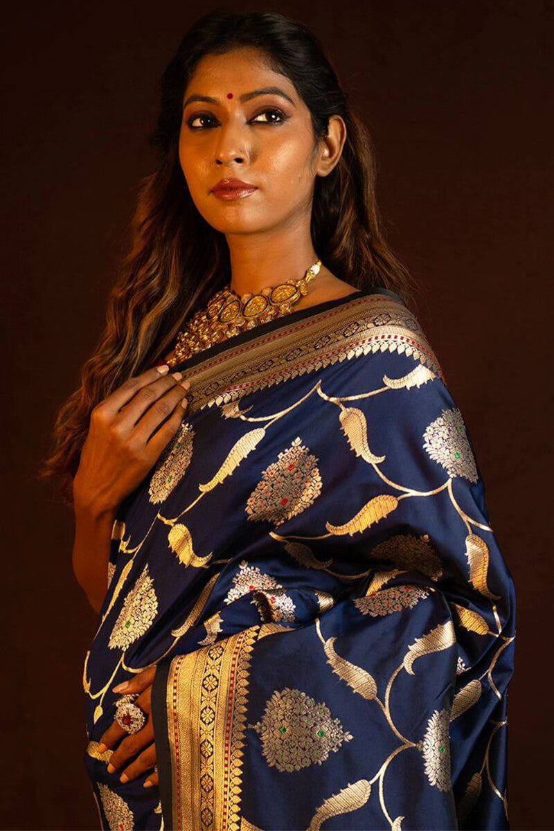 Adorable Blue Soft Silk Saree With Beleaguer Blouse Piece