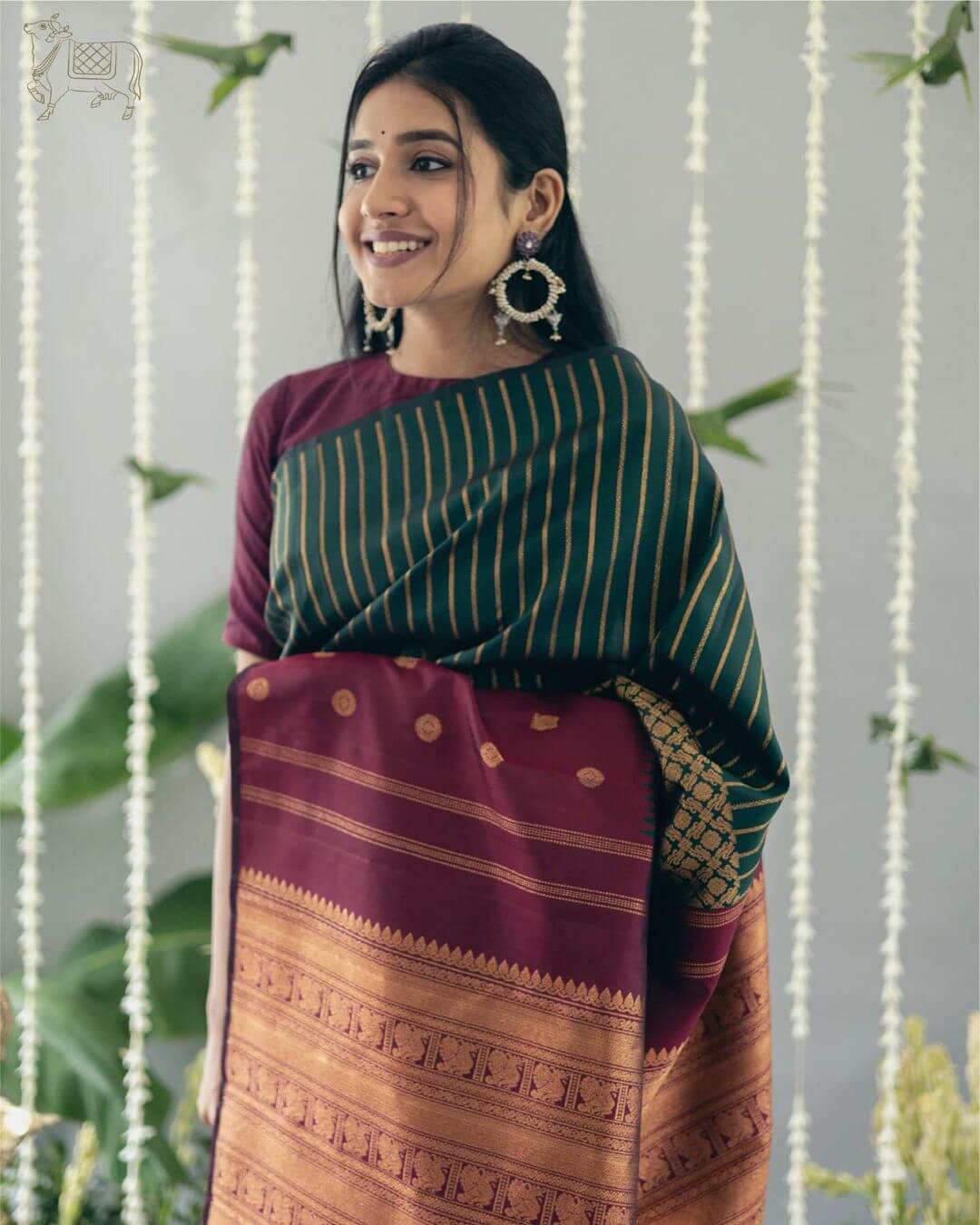 Gratifying Wine Soft Silk Saree With Imaginative Blouse Pieced