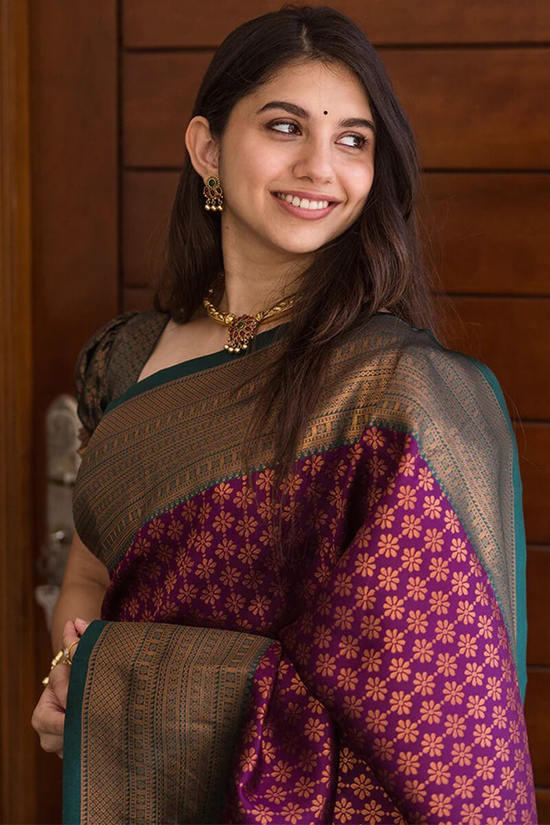 Adorning Purple Soft Silk Saree With Flattering Blouse Piece