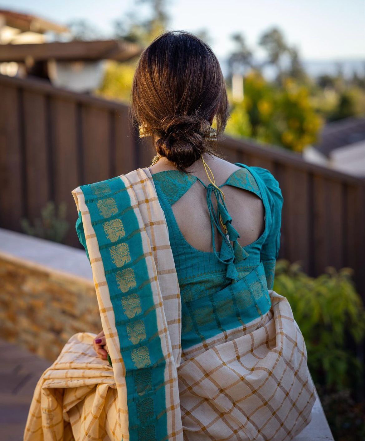 Fairytale Beige Soft Silk Saree With Winsome Blouse Piece